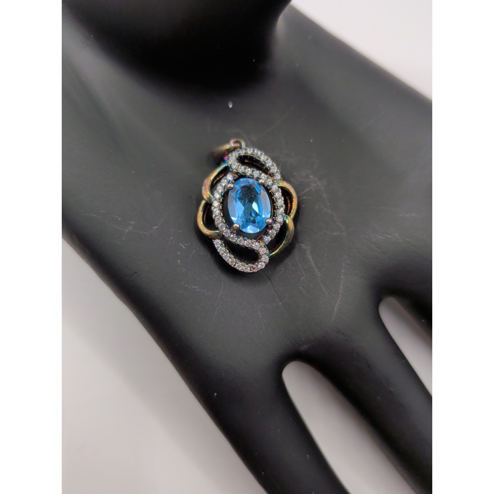 Natural Blue‎ Topaz Sterling Silver Pendant